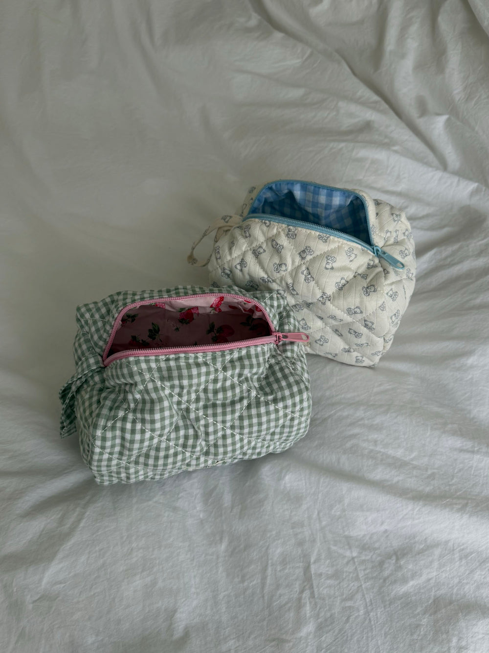 Honey lille toilettaske - Off white med bamser