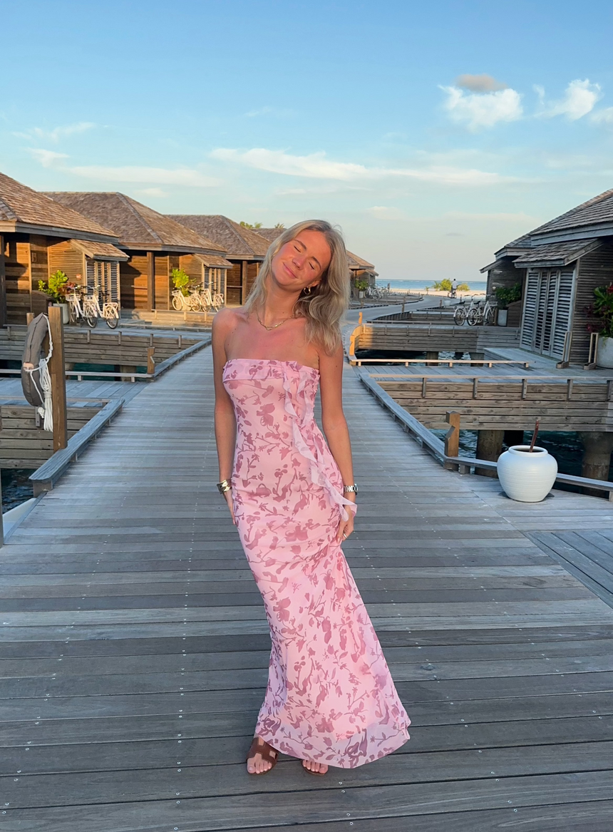 Charlot maxi kjole med blomster - Lyserød