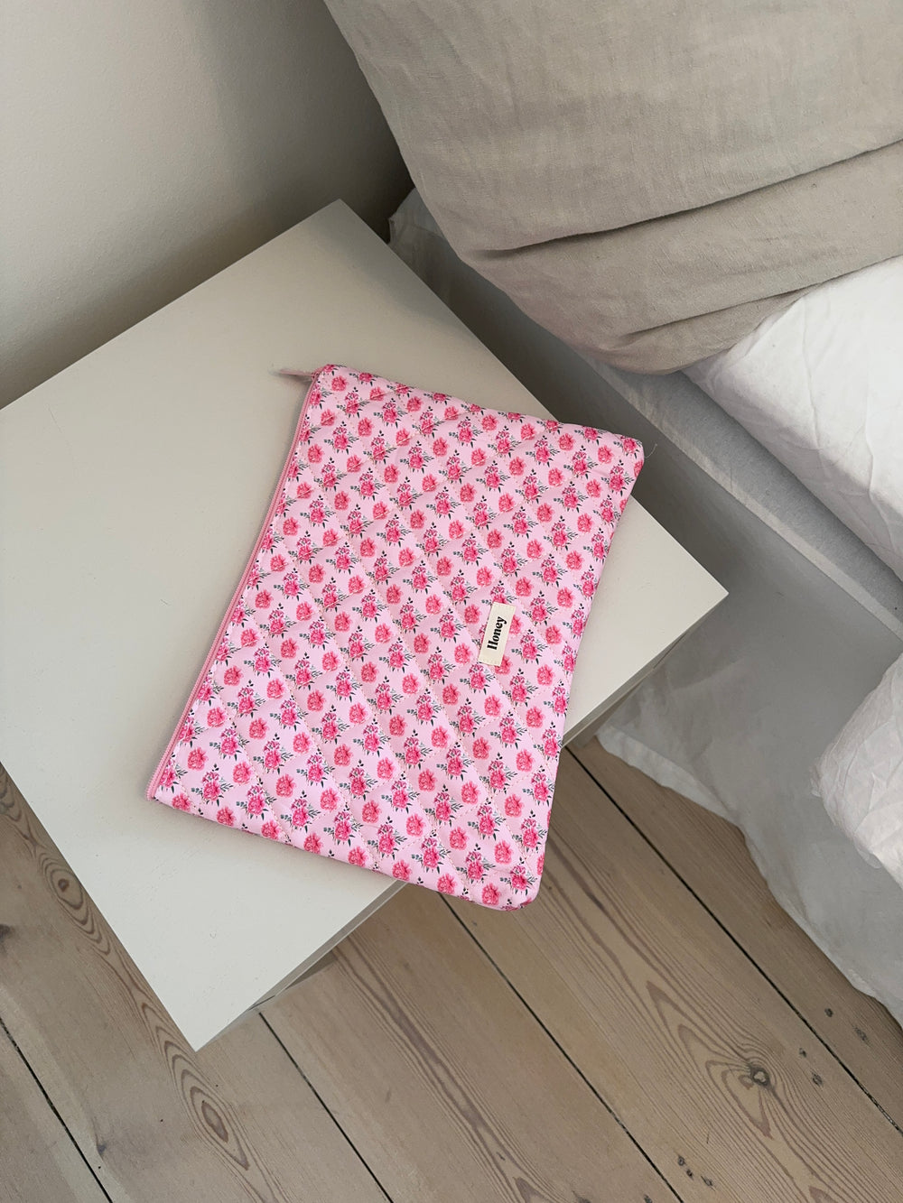 Honey computer sleeve - Lyserød med lyserøde roser