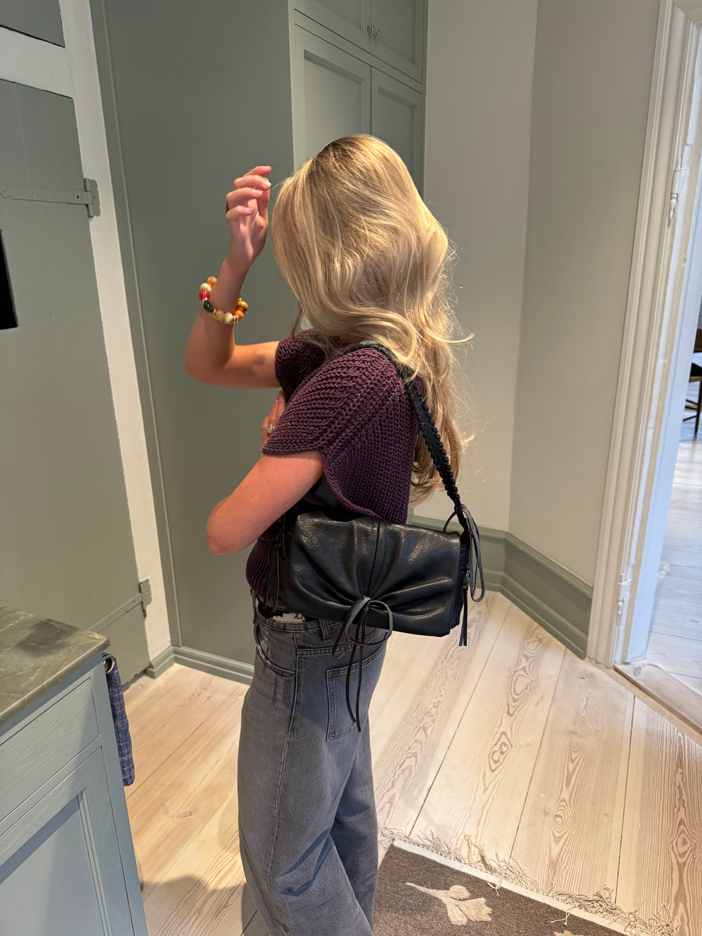 Out and about taske - Sort