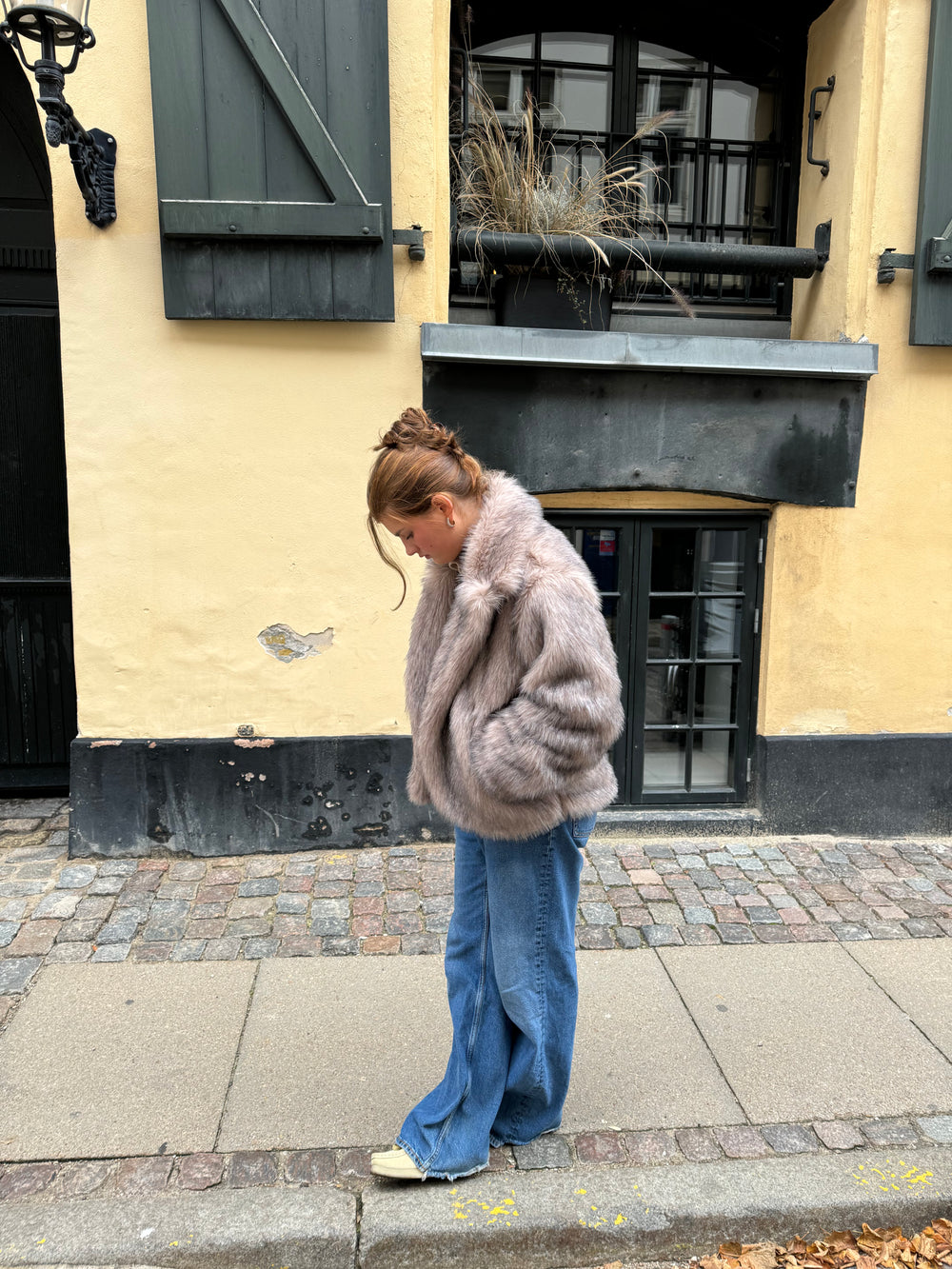 Tilla pelsjakke - Beige