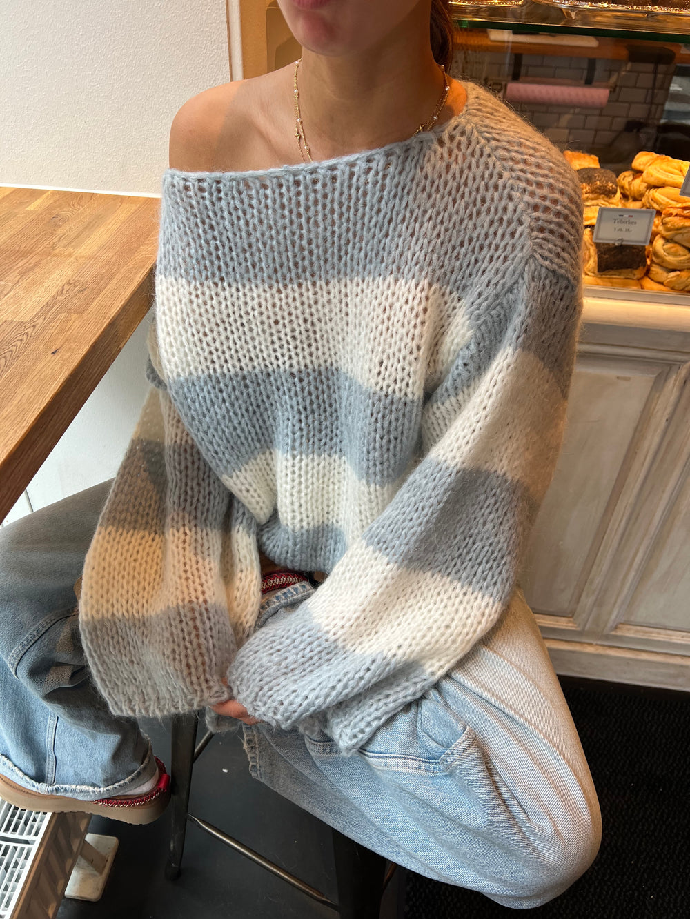 Manda stribet strik - Lyseblå/hvid