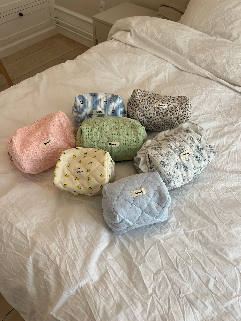 Honey stor toilettaske - Lyserød fluffy