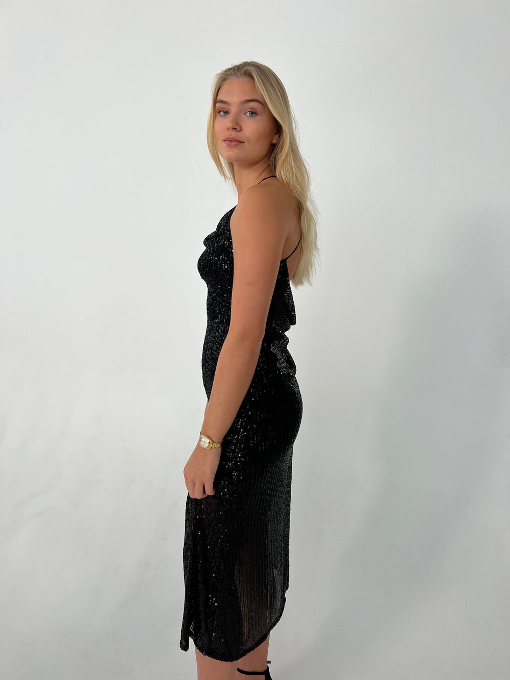Vivi palliet kjole med åben ryg - Sort