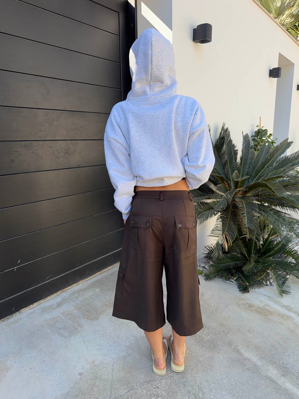 Kelsey bermudashorts med nålestriber - Brun
