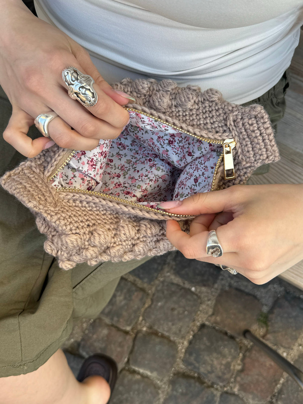 Hæklet clutch - Beige