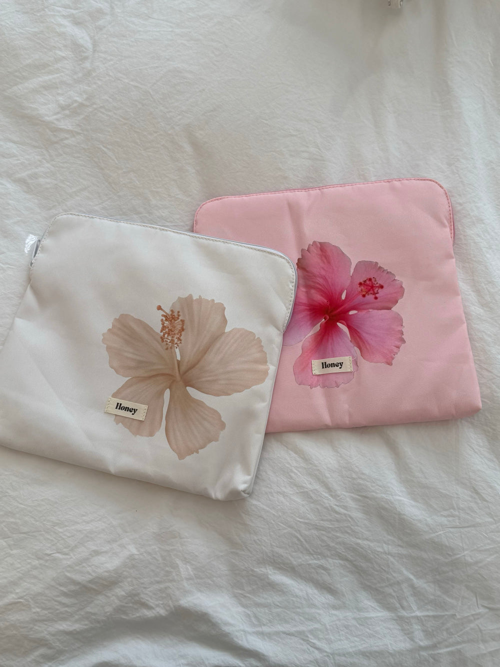 Honey computer sleeve - Hvid med beige blomst