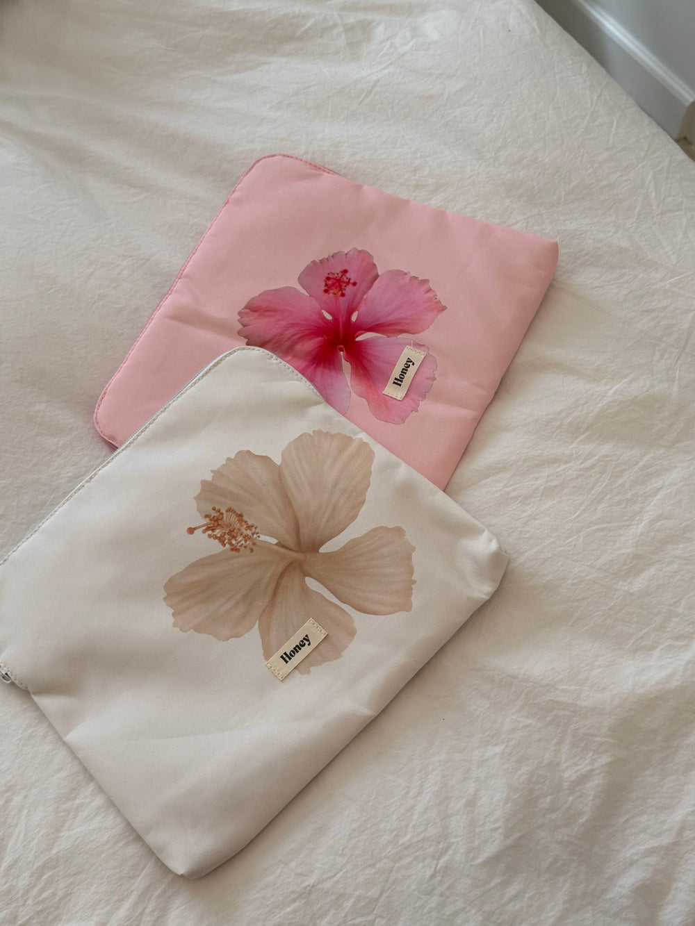 Honey computer sleeve - Hvid med beige blomst