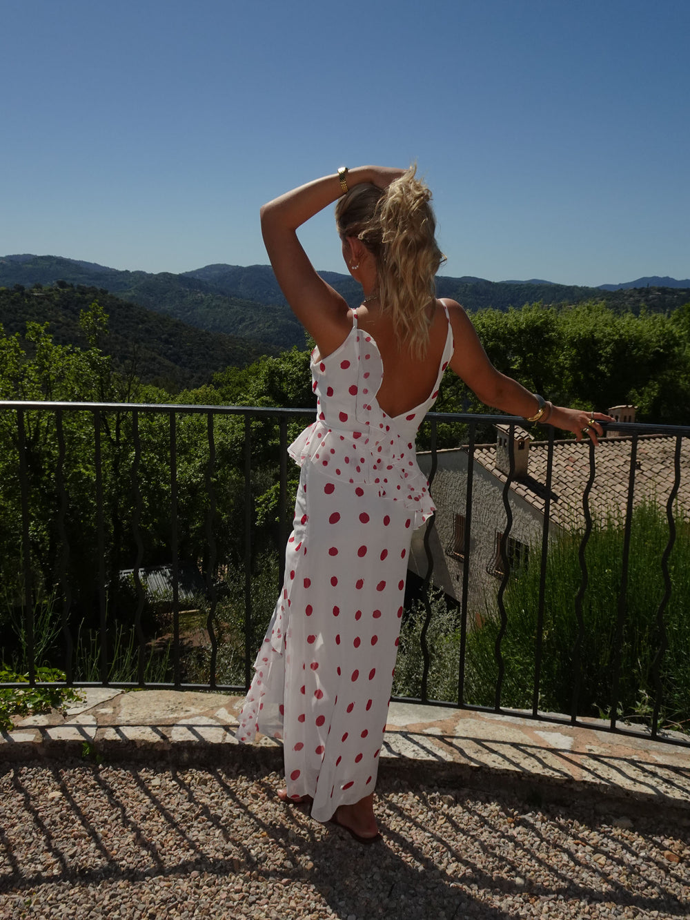 Lolana kjole med polkaprikker - Hvid/rød