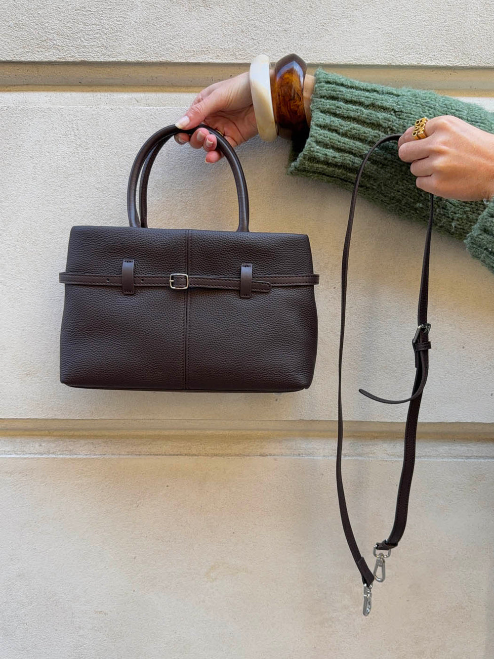 Lou lille håndtaske med detaljer - Brun