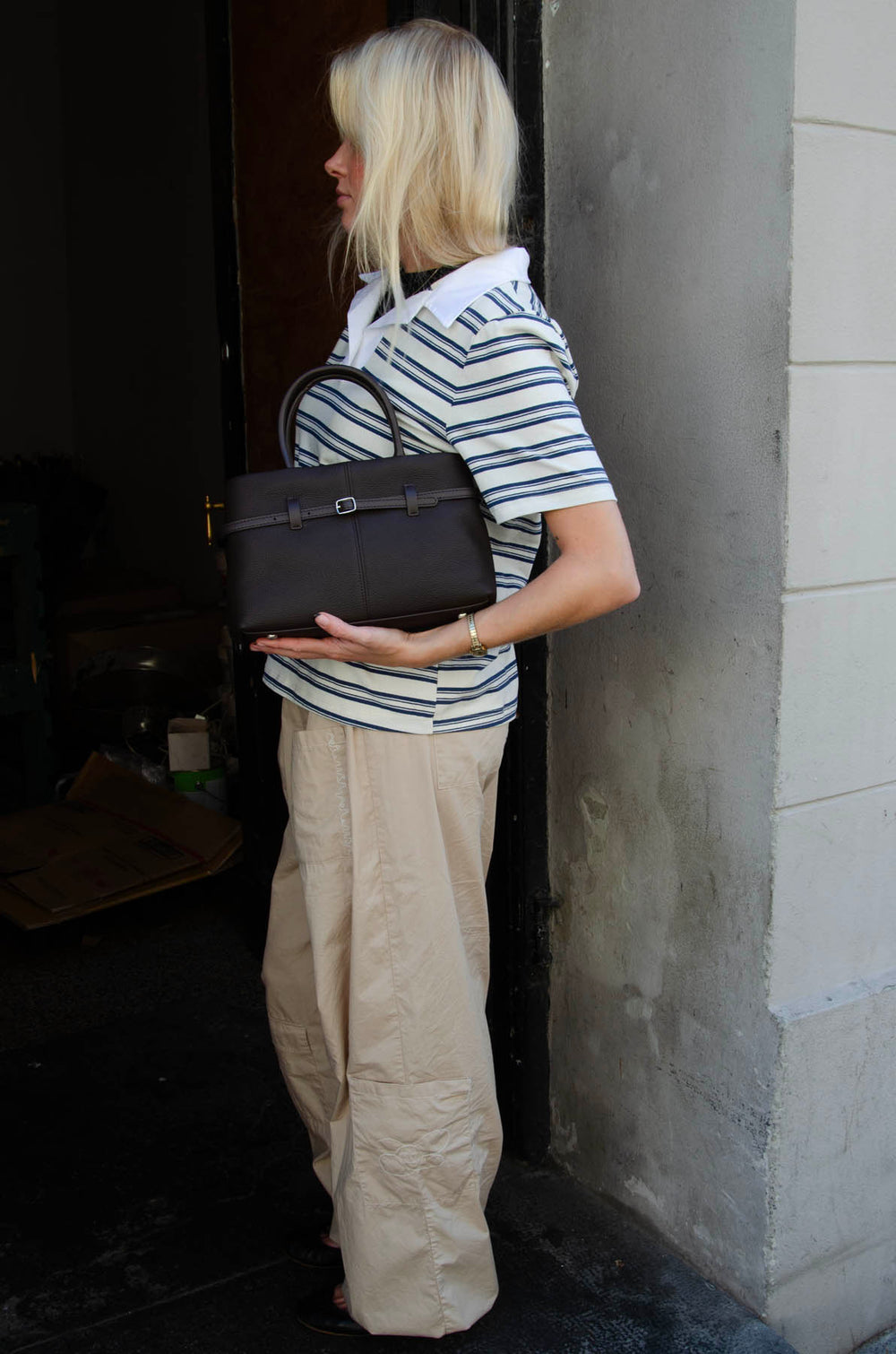 Lou lille håndtaske med detaljer - Brun