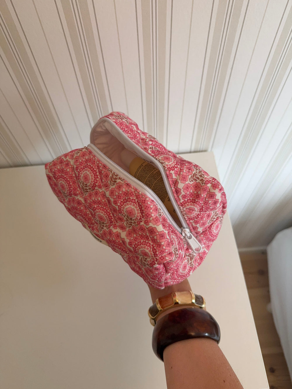 Honey lille toilettaske med blomster - Pink