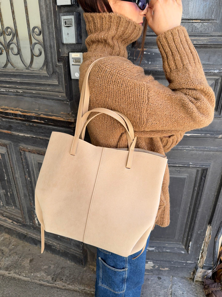 Bergen skuldertaske i ruskind -  Lys Beige