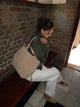 Bergen skuldertaske i ruskind -  Lys Beige