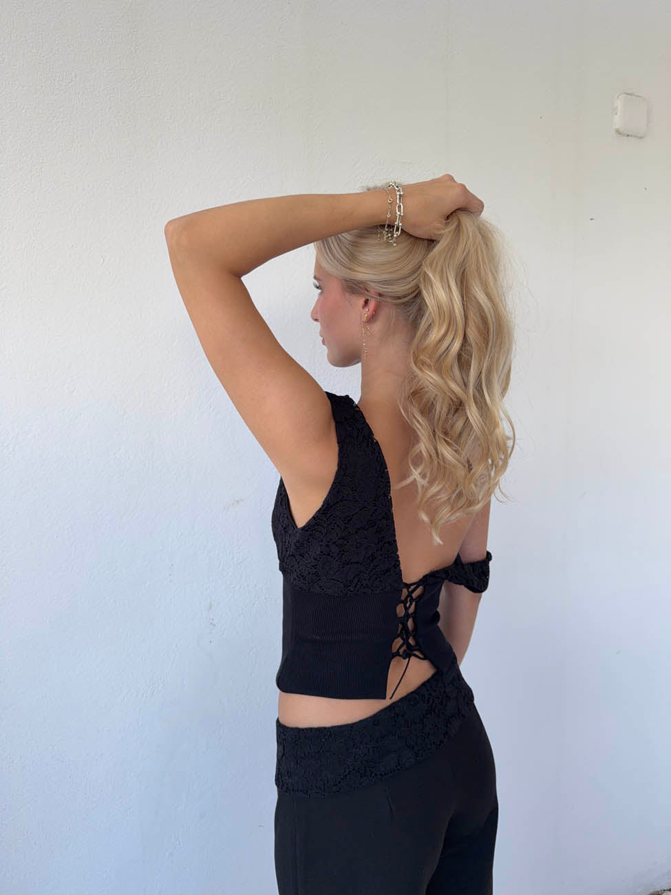 Kimmie top med blonder - Sort