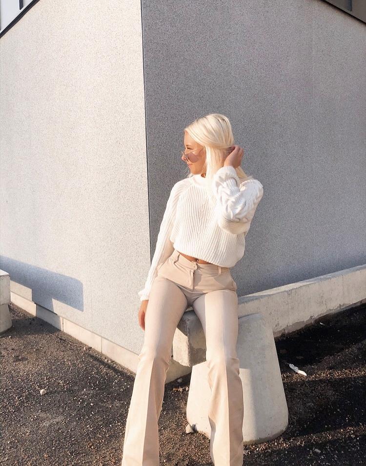 Flare bukser lys beige med lommer