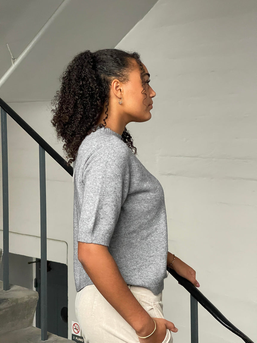 Arabella strikket t-shirt- Grå
