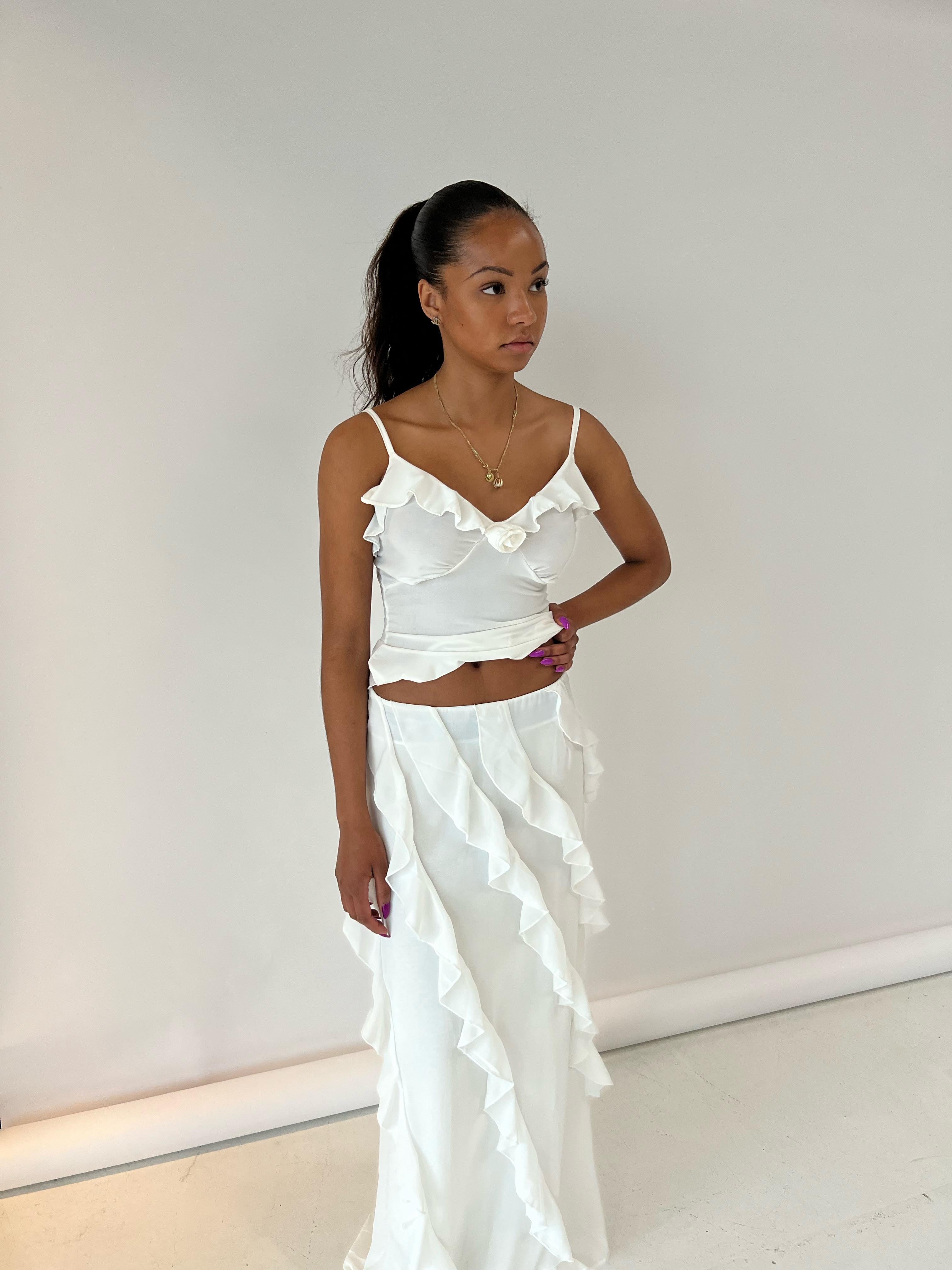 Dalcon Asymmetrisk top - Hvid – Designbysi ApS