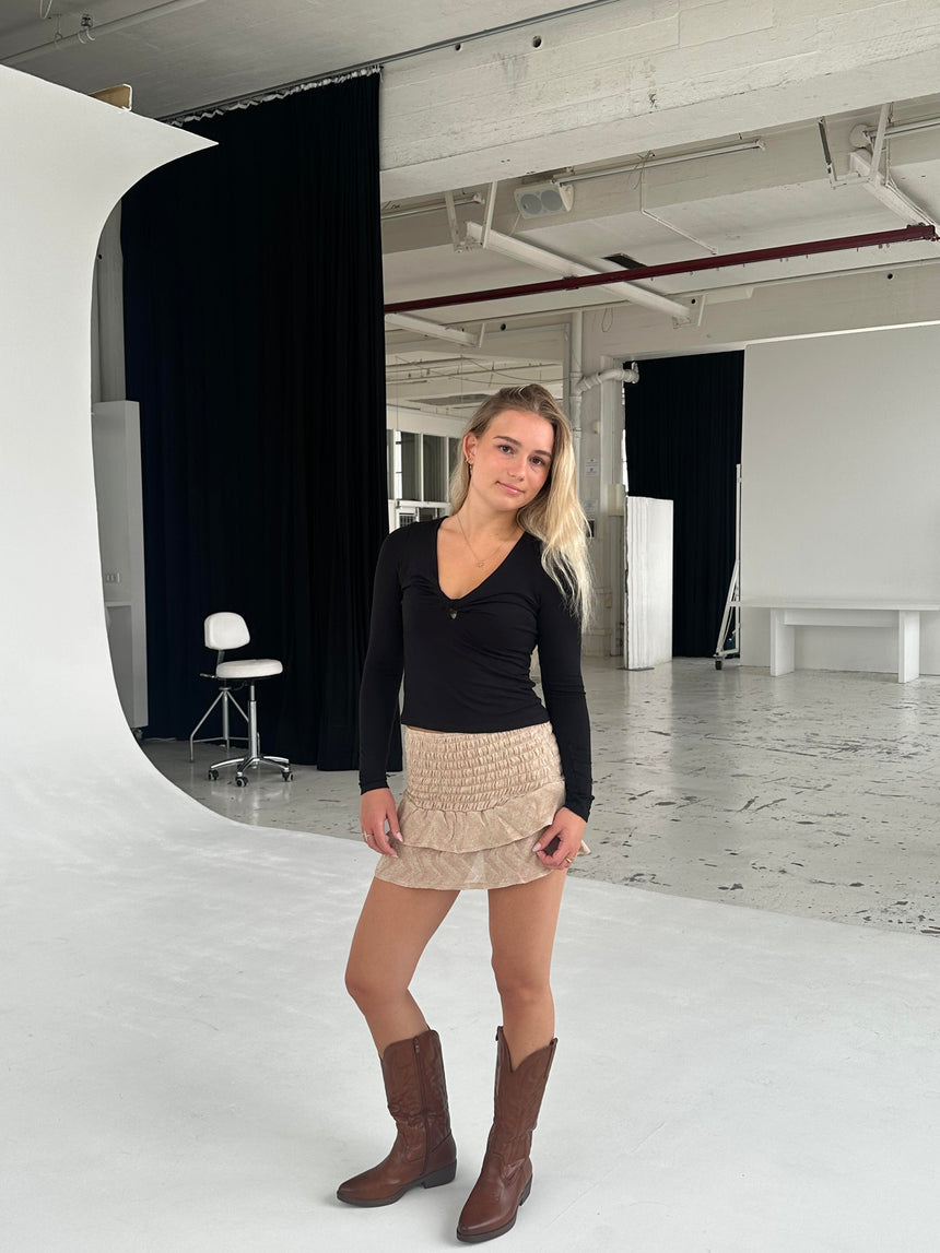 Sallie bluse med knude detalje - Sort