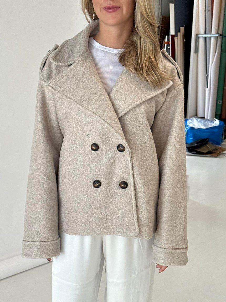 Nicole kort frakke - beige