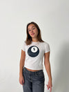 "8BALL Black" baby tee - Hvid