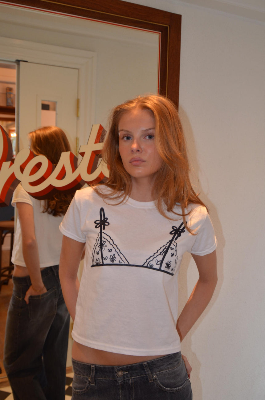 "Bralette" baby tee - hvid