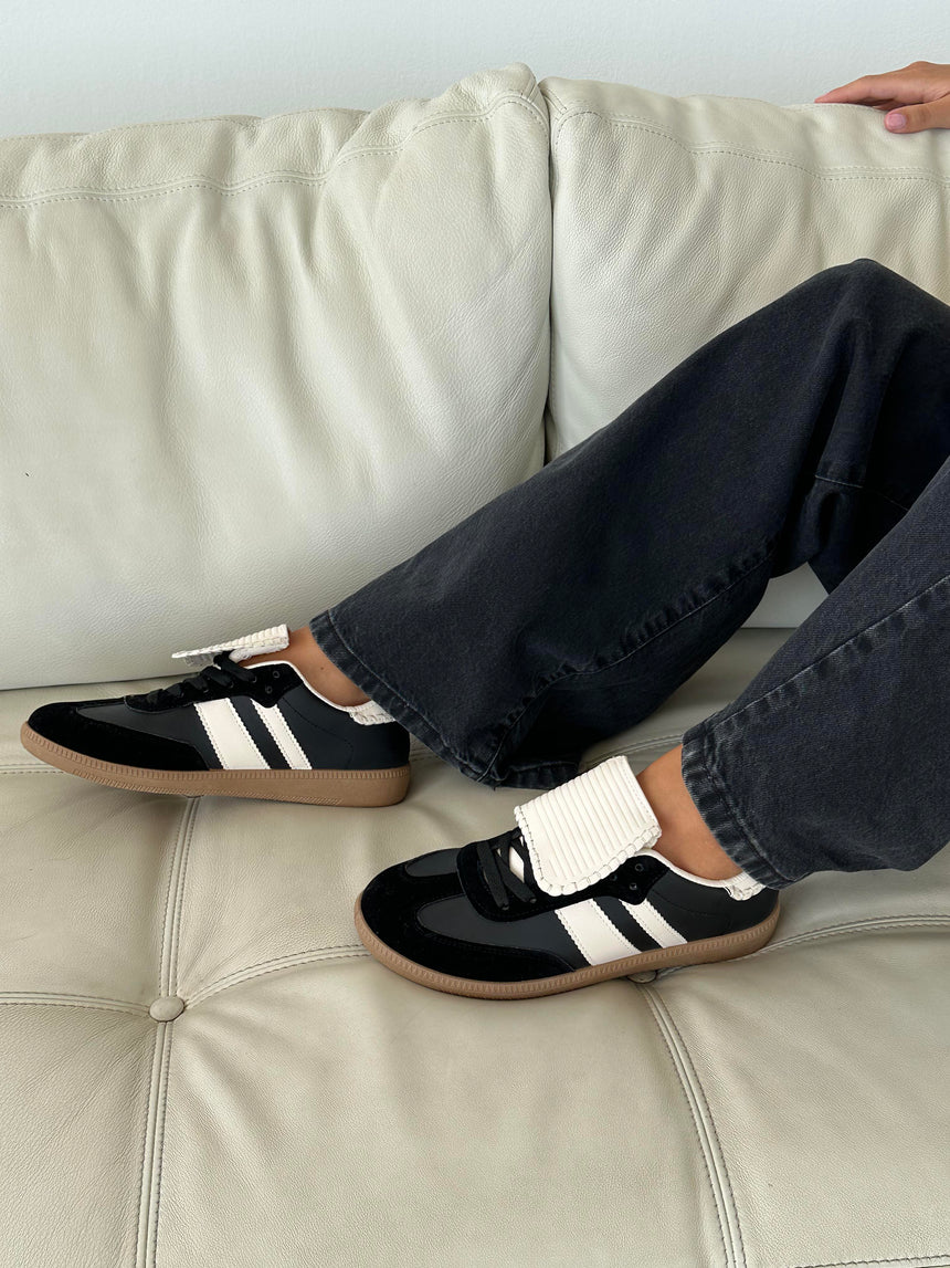 Astana sneakers med kappe -  Sort