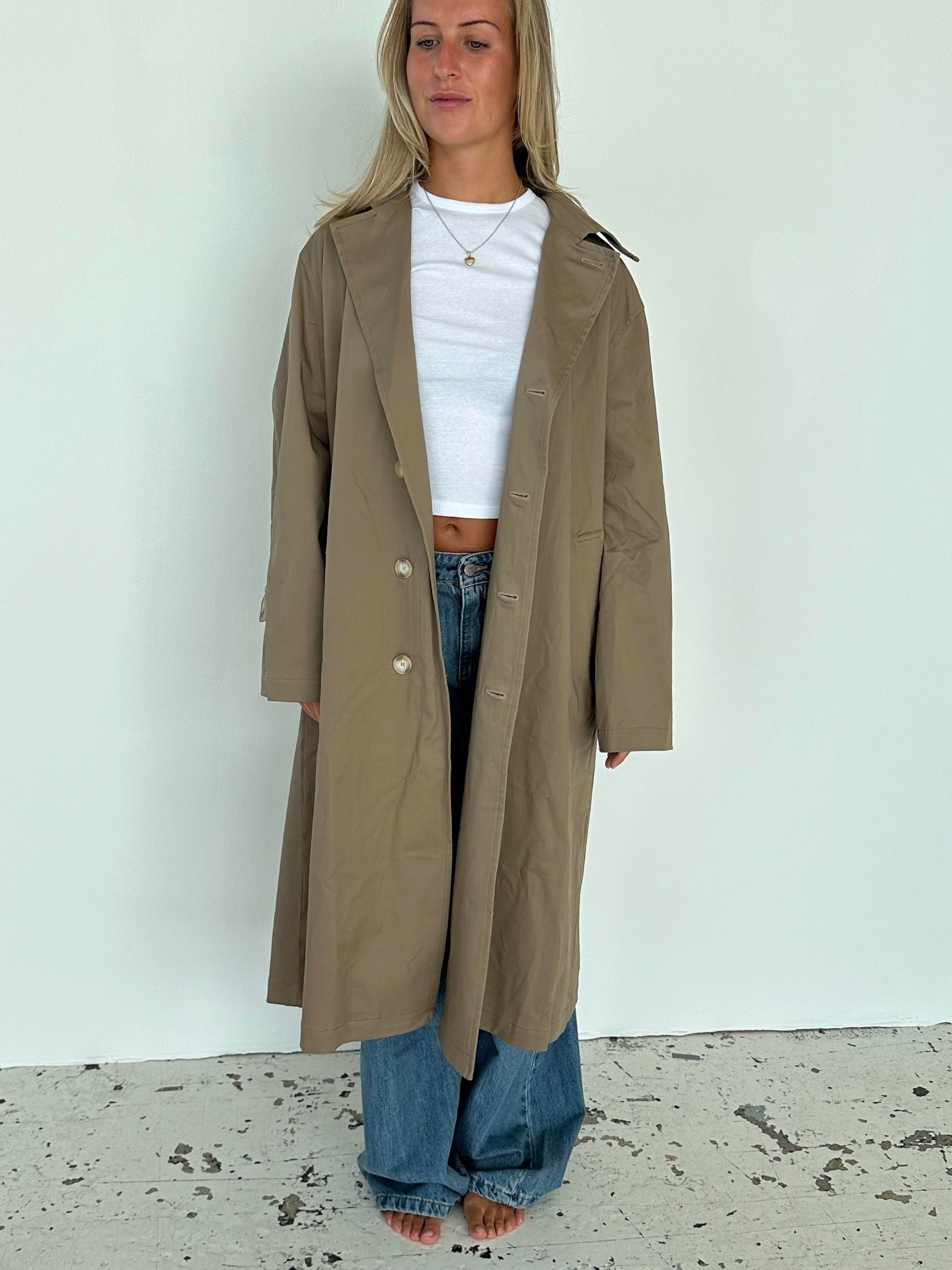 Josefine oversized trench coat - Mørk beige – Designbysi ApS
