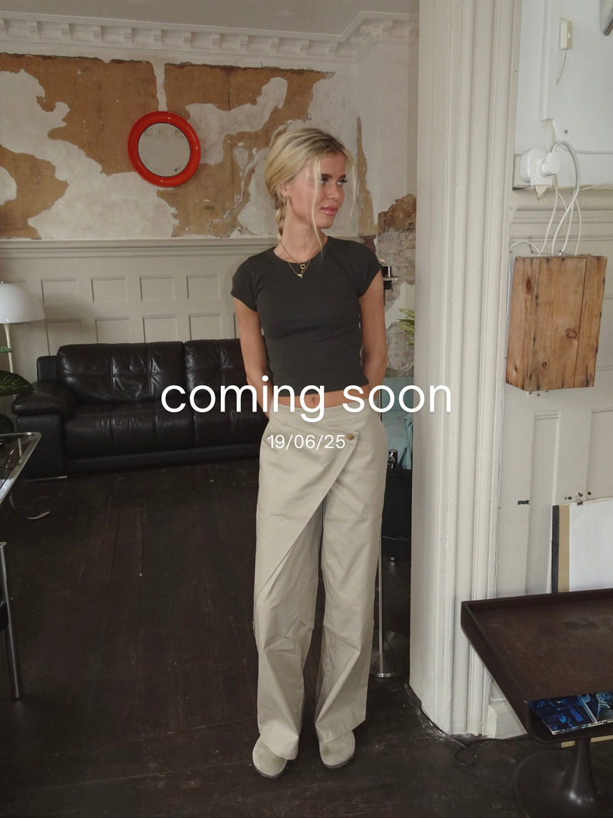 Lilyena bukser med asymmetrisk omslag - Beige