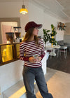 Dahlia bluse med striber - Vinrød/hvid
