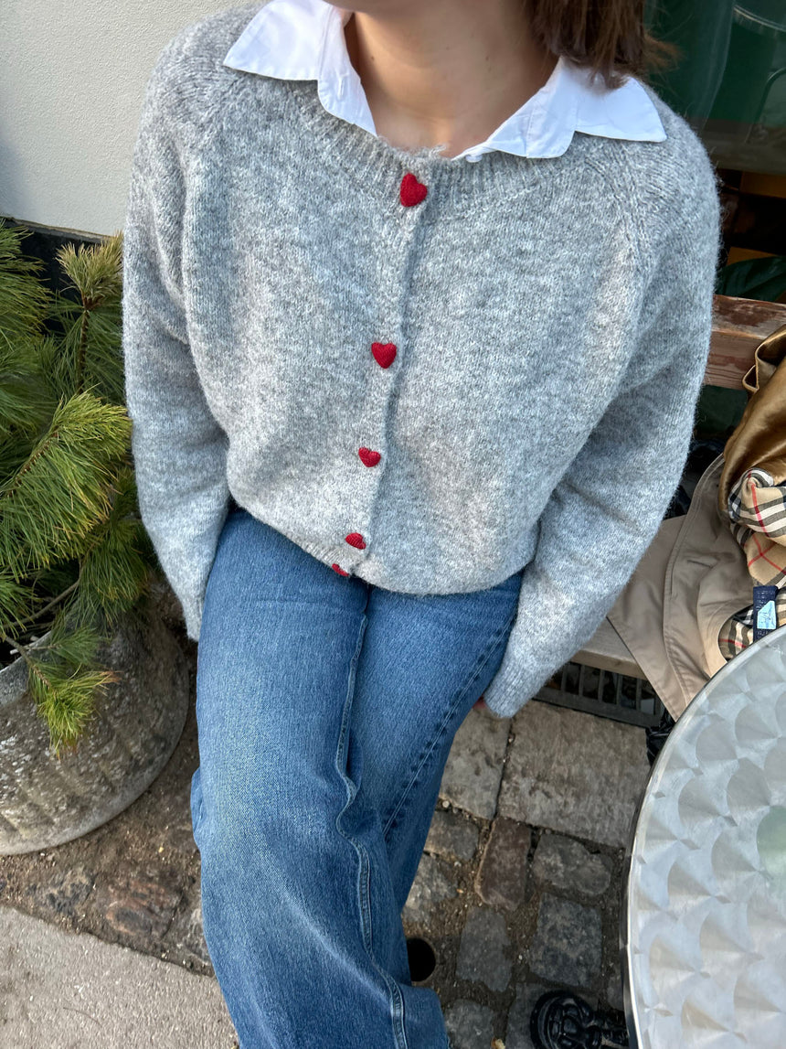 Fabia cardigan med hjerte knapper - Grå