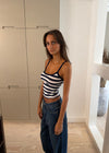 Gunhilda tank top med striber - Navy/hvid