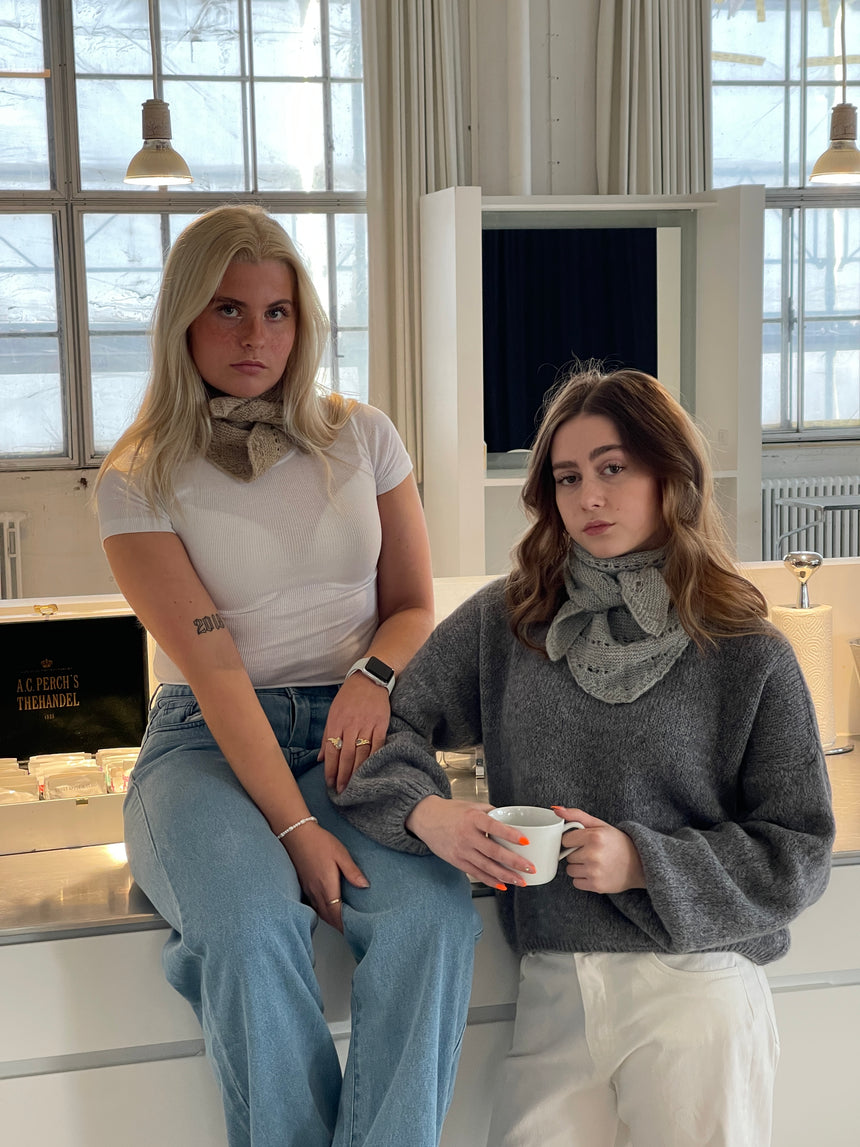 Gabi trekant tørklæde - Grå