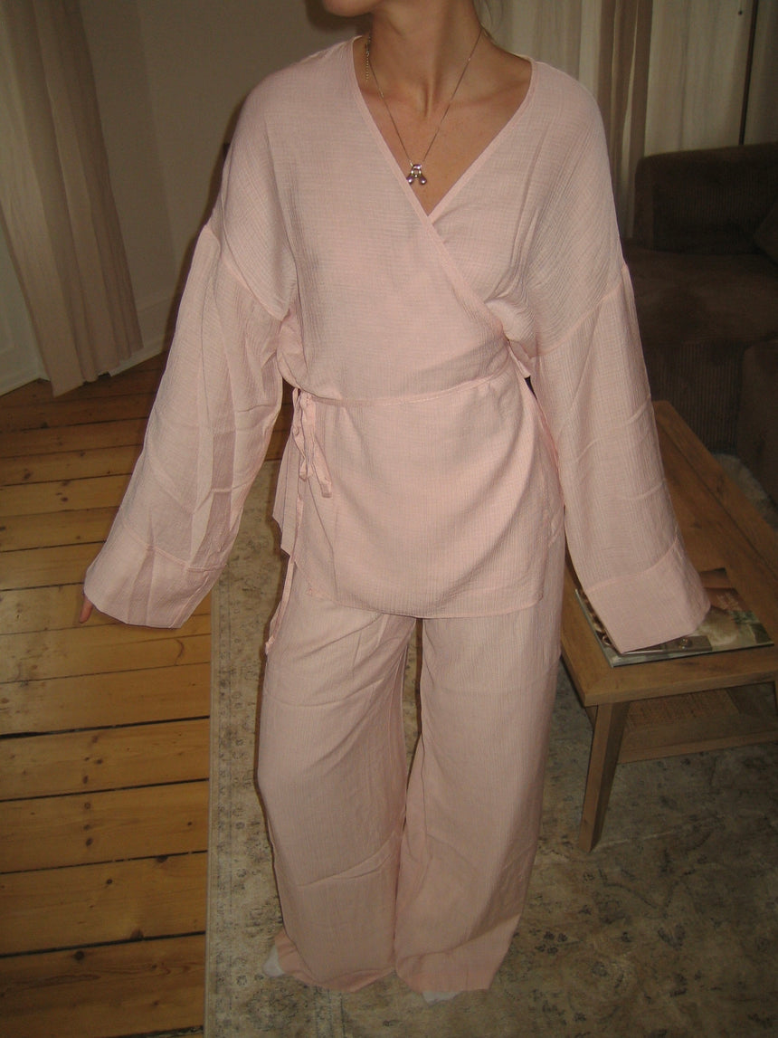 Rikki bluse med bindebånd - Lys rosa