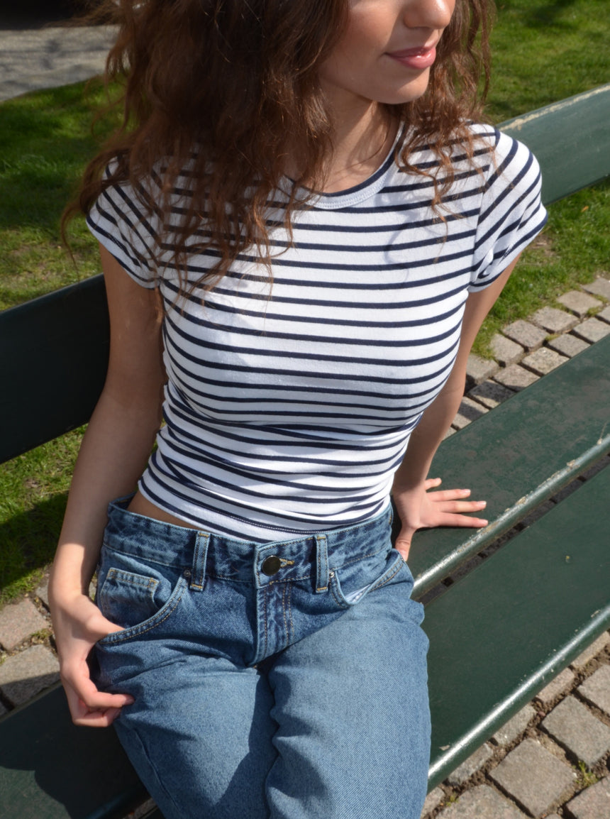 Liv baby tee - Sorte og hvide striber