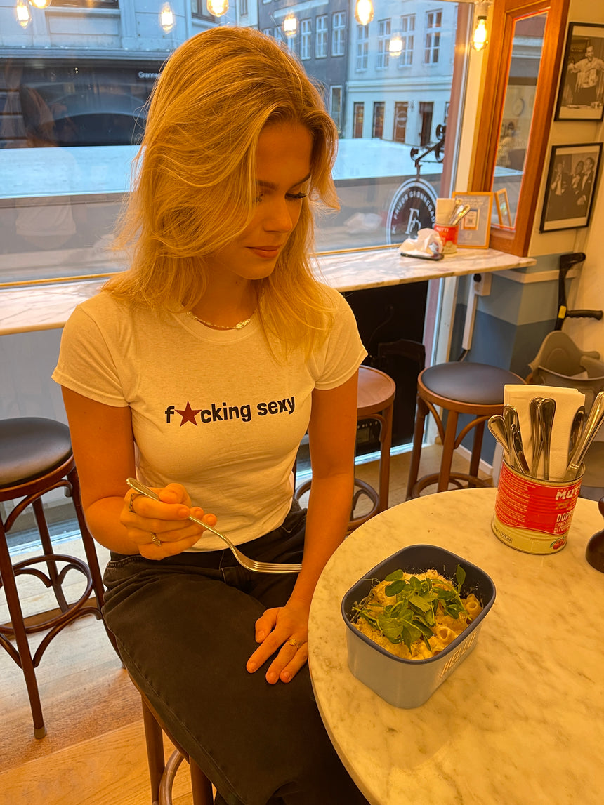 "Fucking sexy" baby tee - Hvid