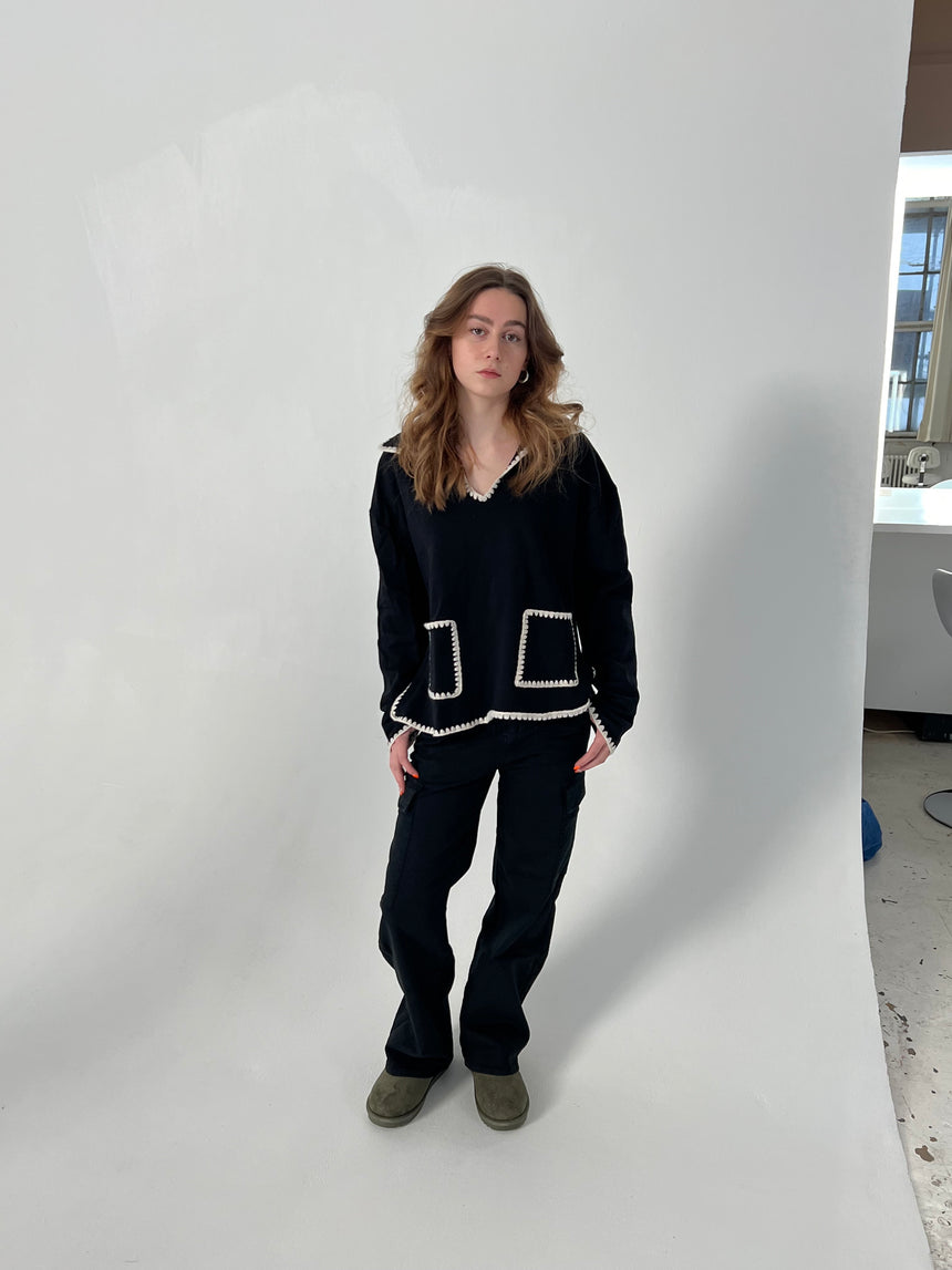 Dorothy bluse med hvide syninger - Sort