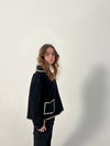 Dorothy bluse med hvide syninger - Sort