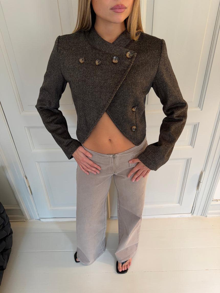 Renata asymetrisk blazer - Mørkebrun
