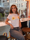 "Solsikker" baby tee - Hvid