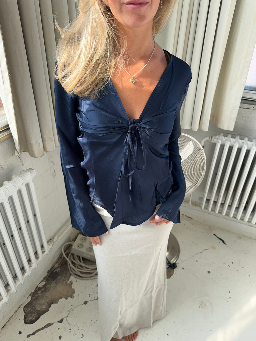 Denisi satin bluse - Navy