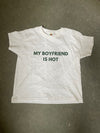 "My boyfriend is hot" baby tee - hvid
