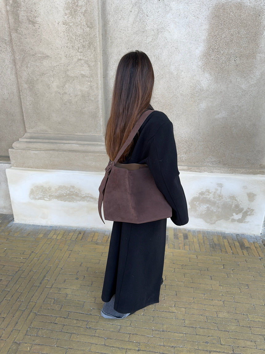 Barcelona skuldertaske i ruskind - Mørkebrun