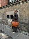 Essential taske - Brun