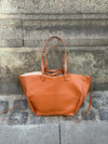 Essential taske - Brun