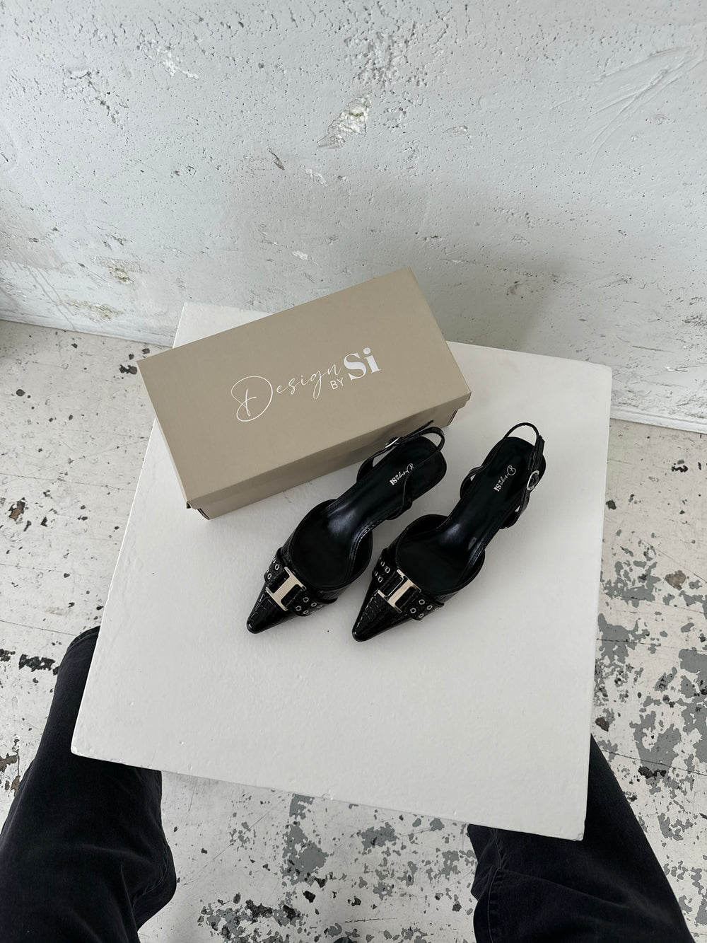 Nida slingback stiletter med spænde - Sort