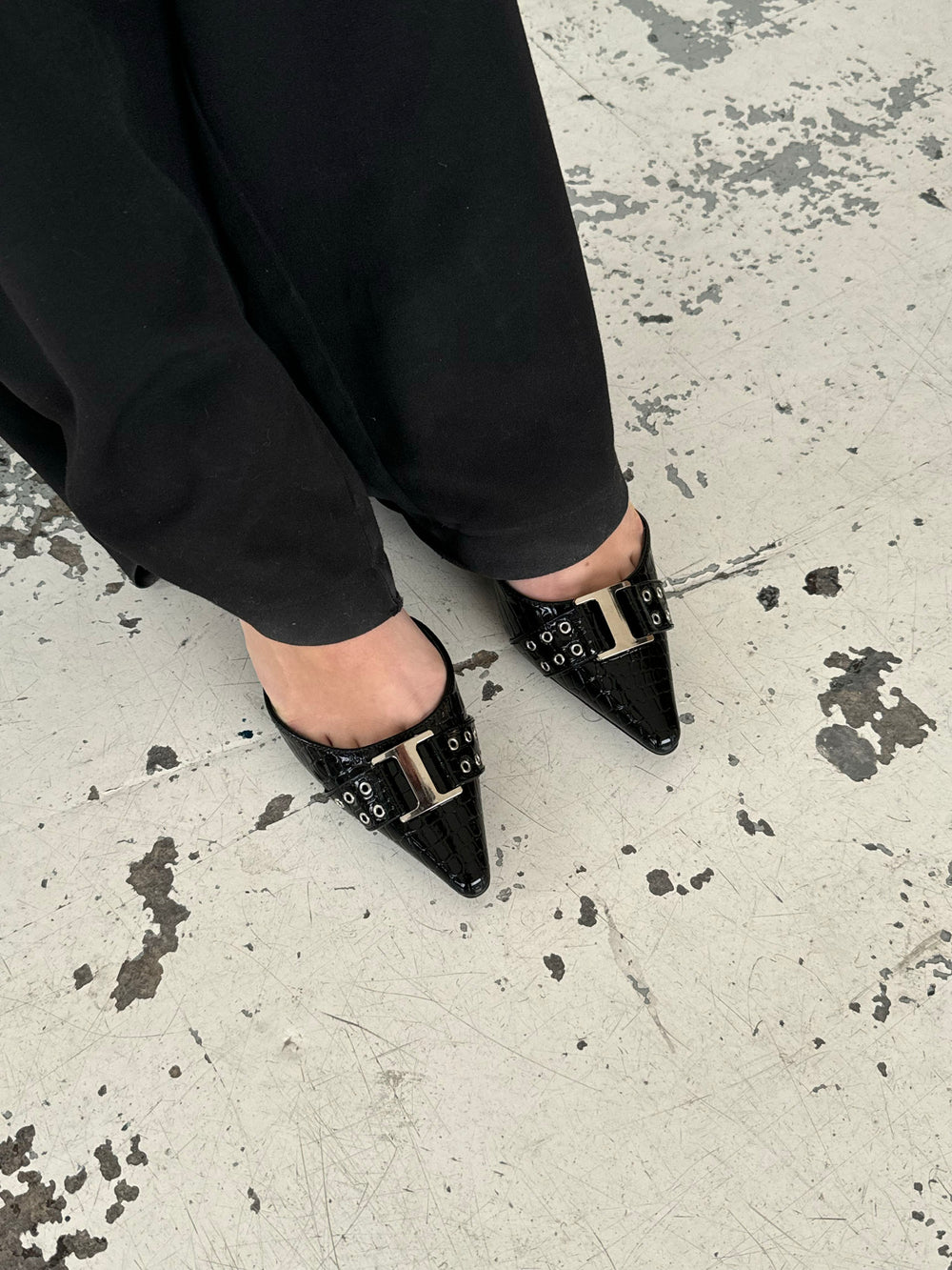 Nida slingback stiletter med spænde - Sort