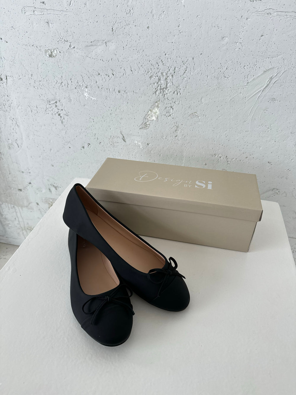 Segovia ballerina sko med sløjfe - Sort