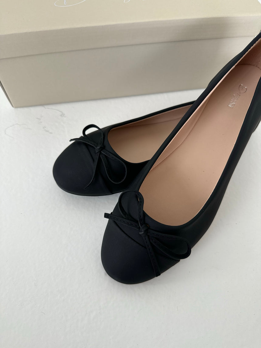 Segovia ballerina sko med sløjfe - Sort