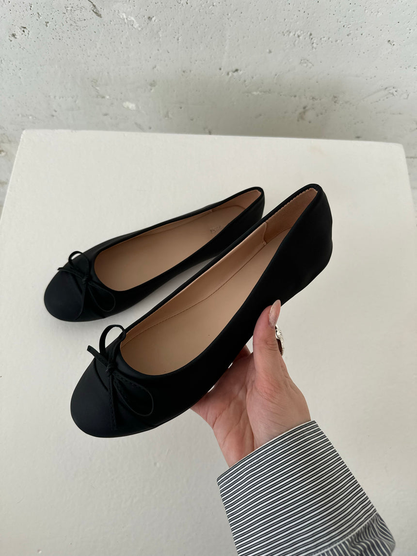 Segovia ballerina sko med sløjfe - Sort